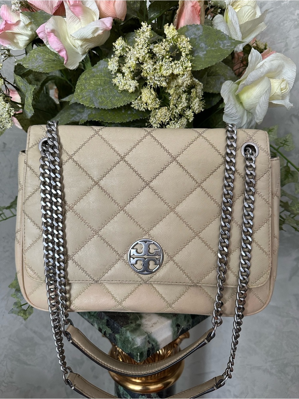 Tory Burch Quilted Leather Chain Shoulder Bag in Cream